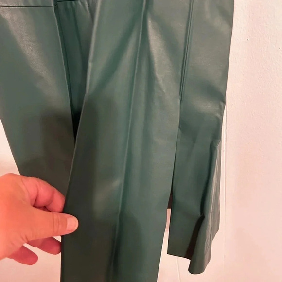 Women’s size small flux A line green skirt. A‎ new day brand. - Picture 6 of 8